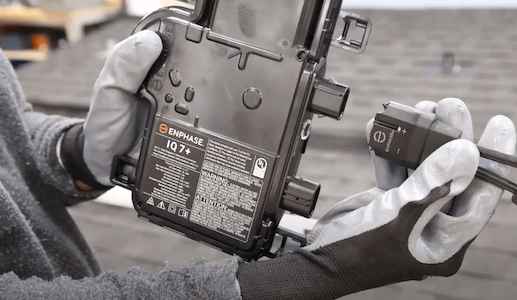 What is the best inverter in 2020? 17 Enphase IQ7 Microinverter Forme Solar 40 11zon